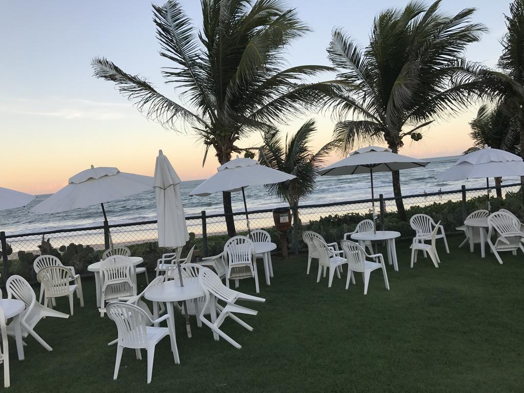 Flat Guarajuba Beira Da Praia Pe Na Areia Eksteriør bilde