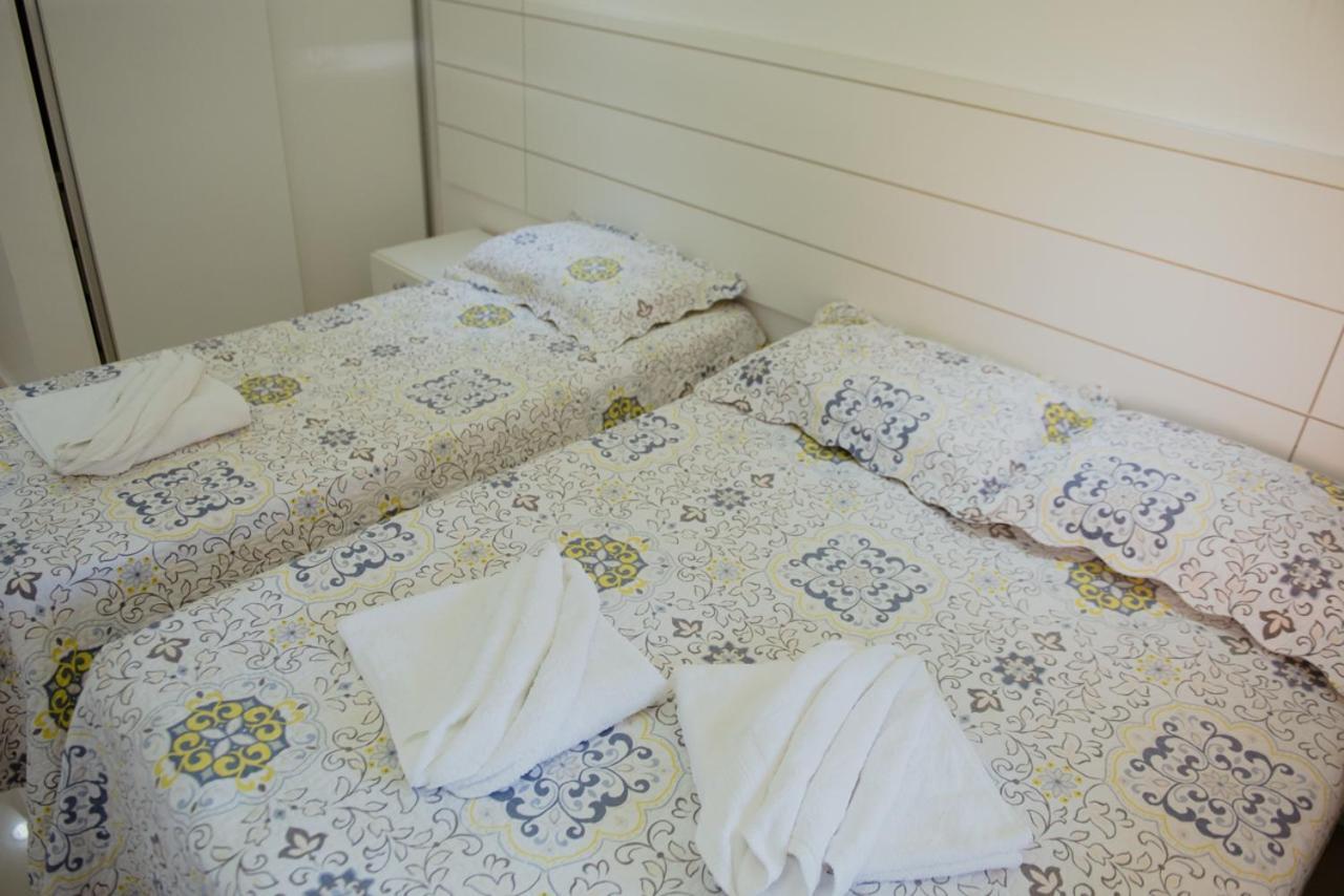 Flat Guarajuba Beira Da Praia Pe Na Areia Eksteriør bilde