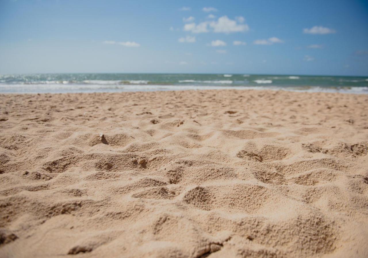 Flat Guarajuba Beira Da Praia Pe Na Areia Eksteriør bilde